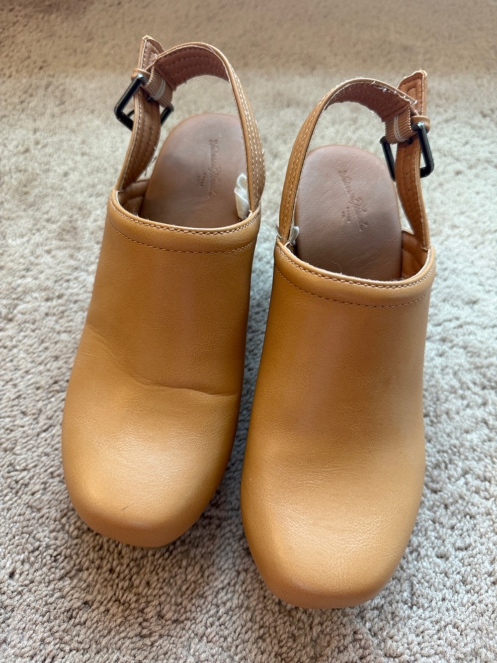 Universal Thread Tan Leather Slingback Clog Mules